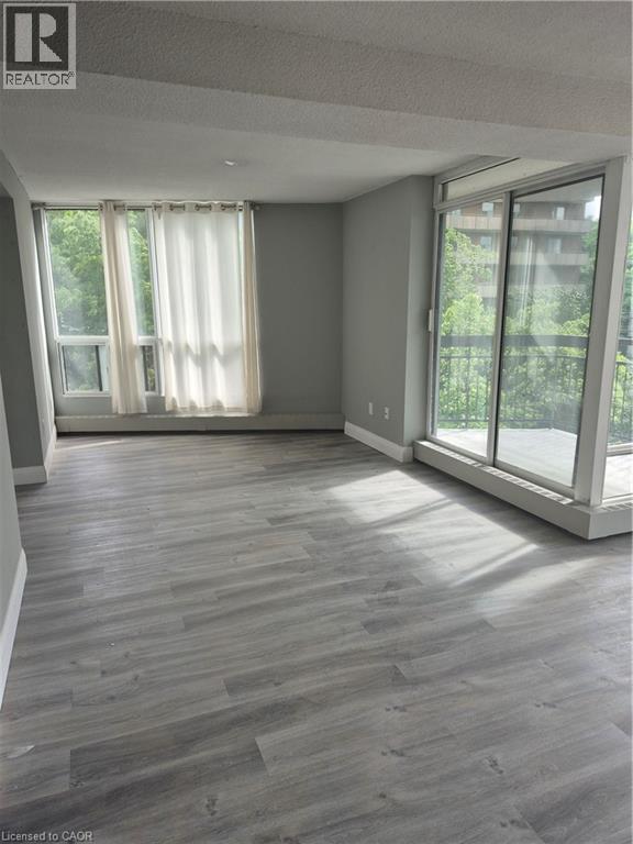 #708 150 CHARLTON Avenue E - 6