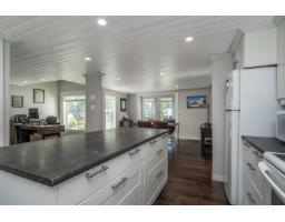4827 216a Street, Langley, BC V3A2N6 Photo 10