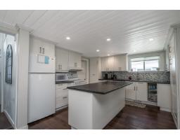4827 216a Street, Langley, BC V3A2N6 Photo 8