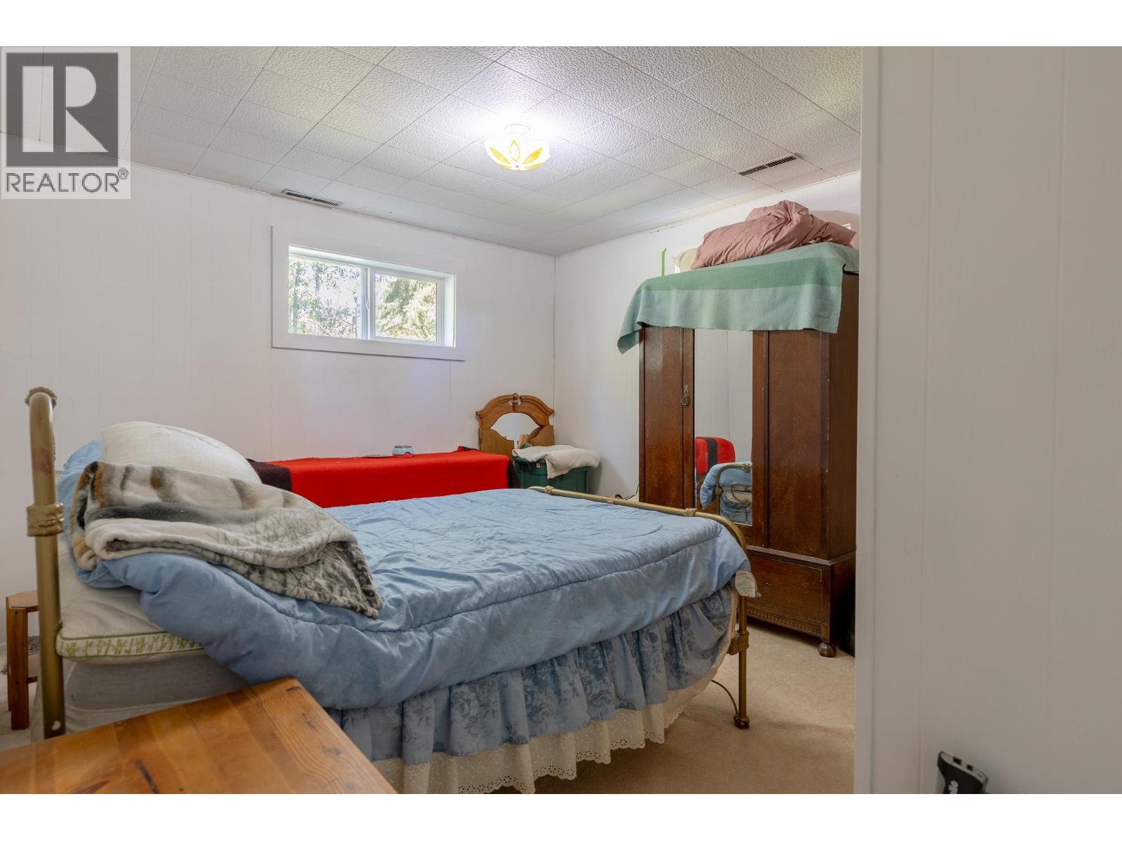 1350 DYKE ROAD, McBride