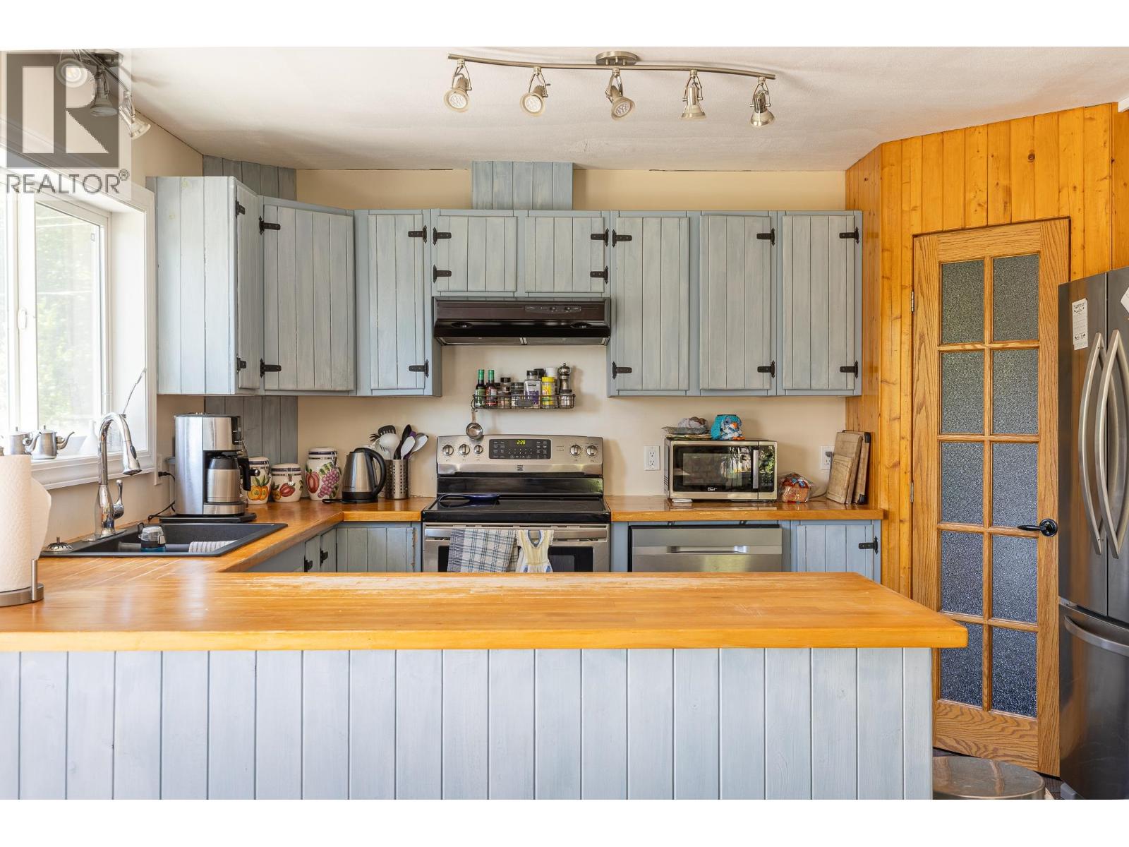 1350 DYKE ROAD, McBride