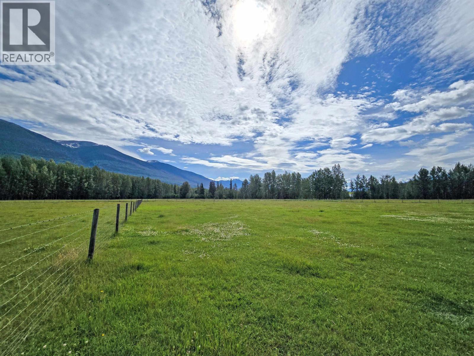 1350 DYKE ROAD, McBride