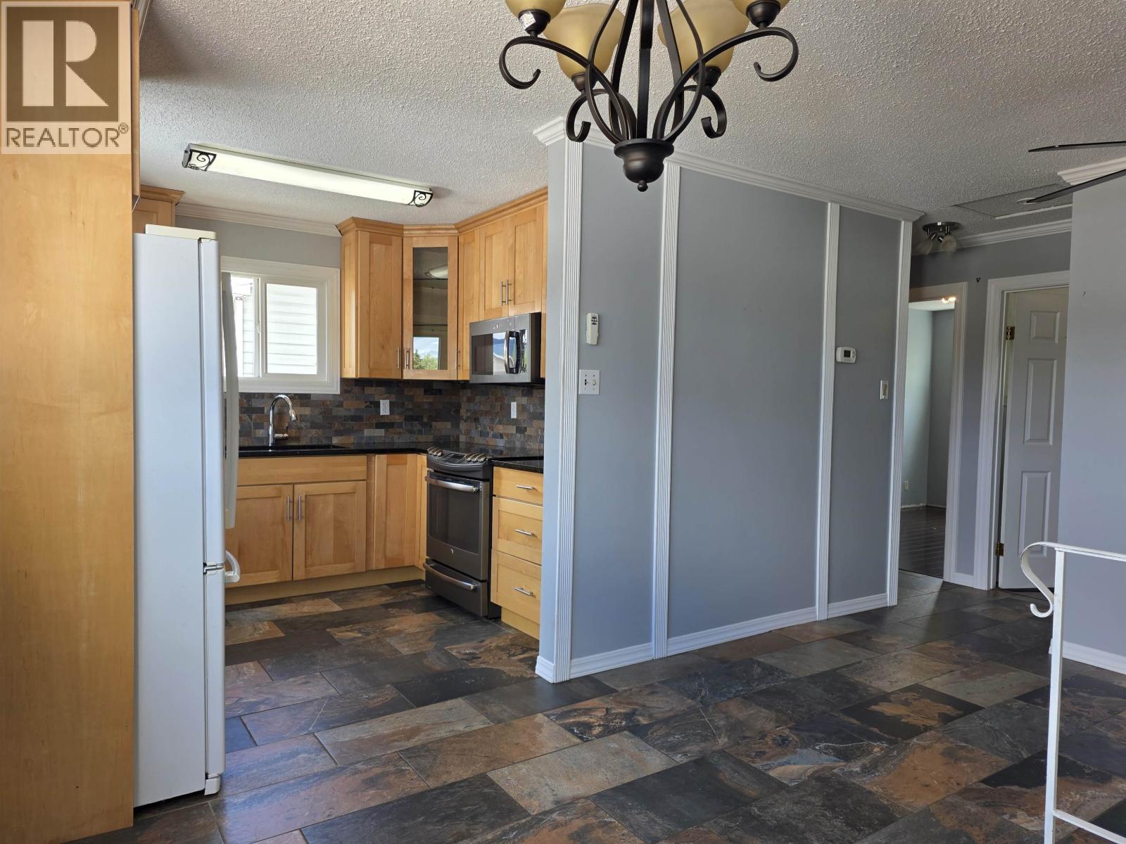 2200 CATALINE COURT - 12