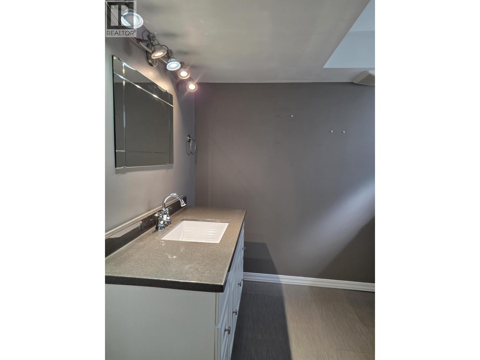 2200 CATALINE COURT - 24