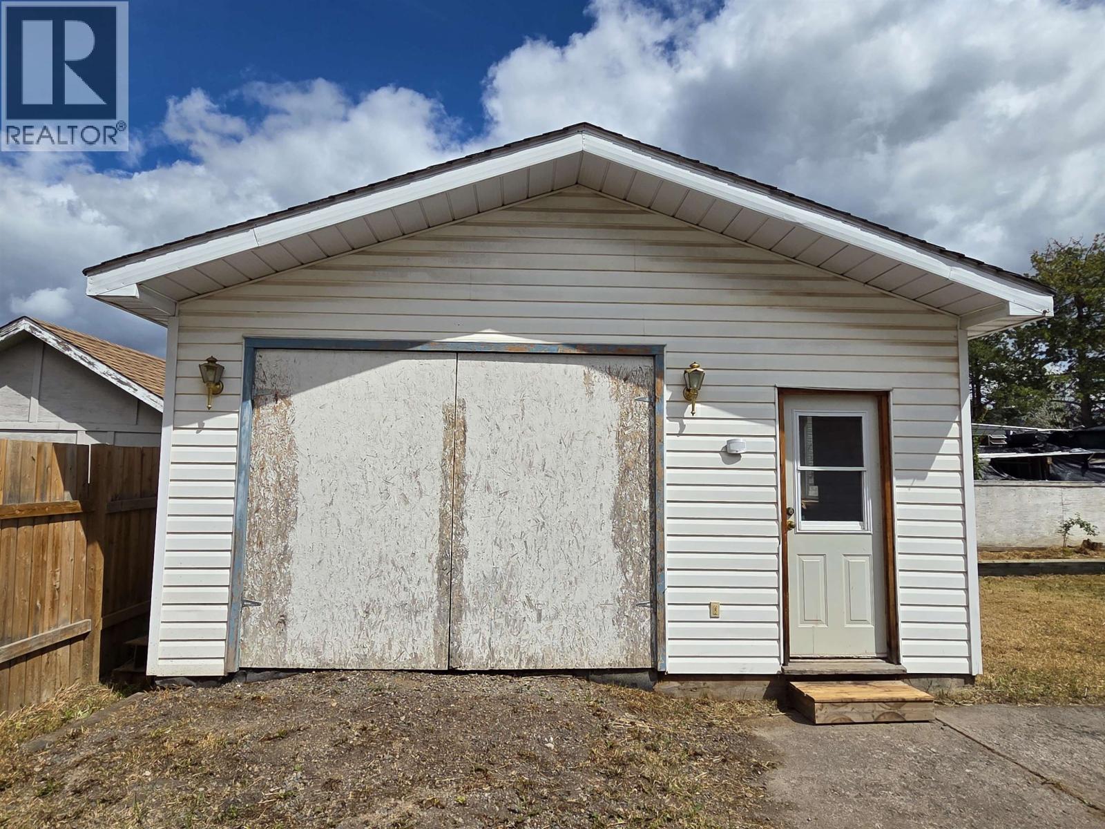 2200 CATALINE COURT - 28