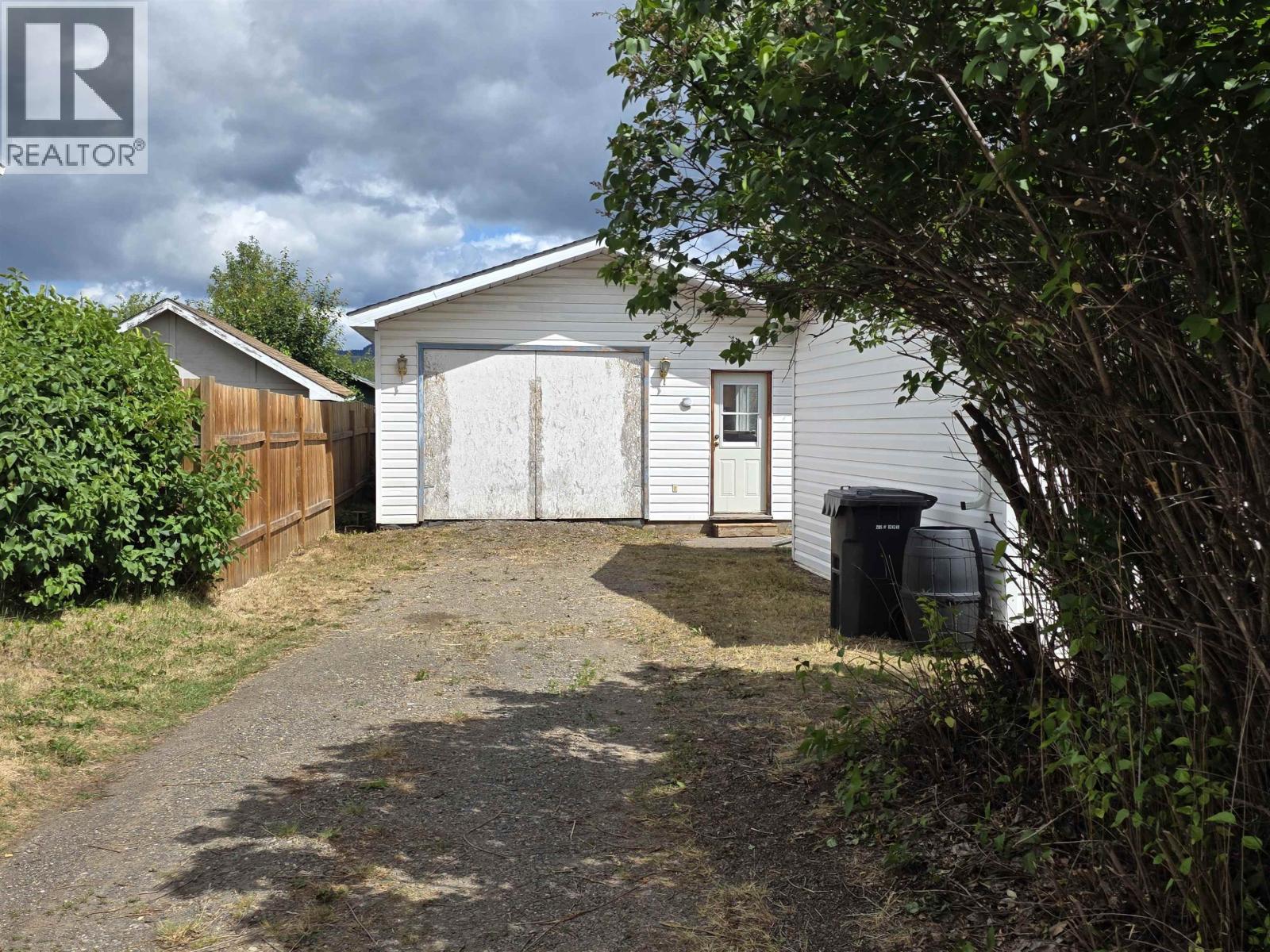 2200 CATALINE COURT - 6