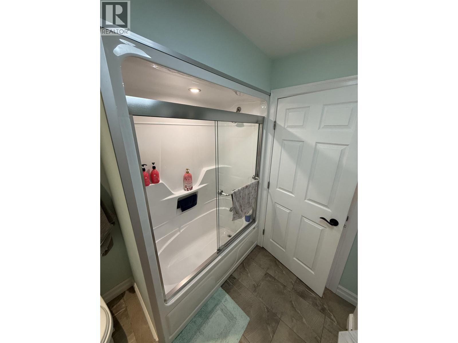 6417 NORTH PINE ROAD - Image 11