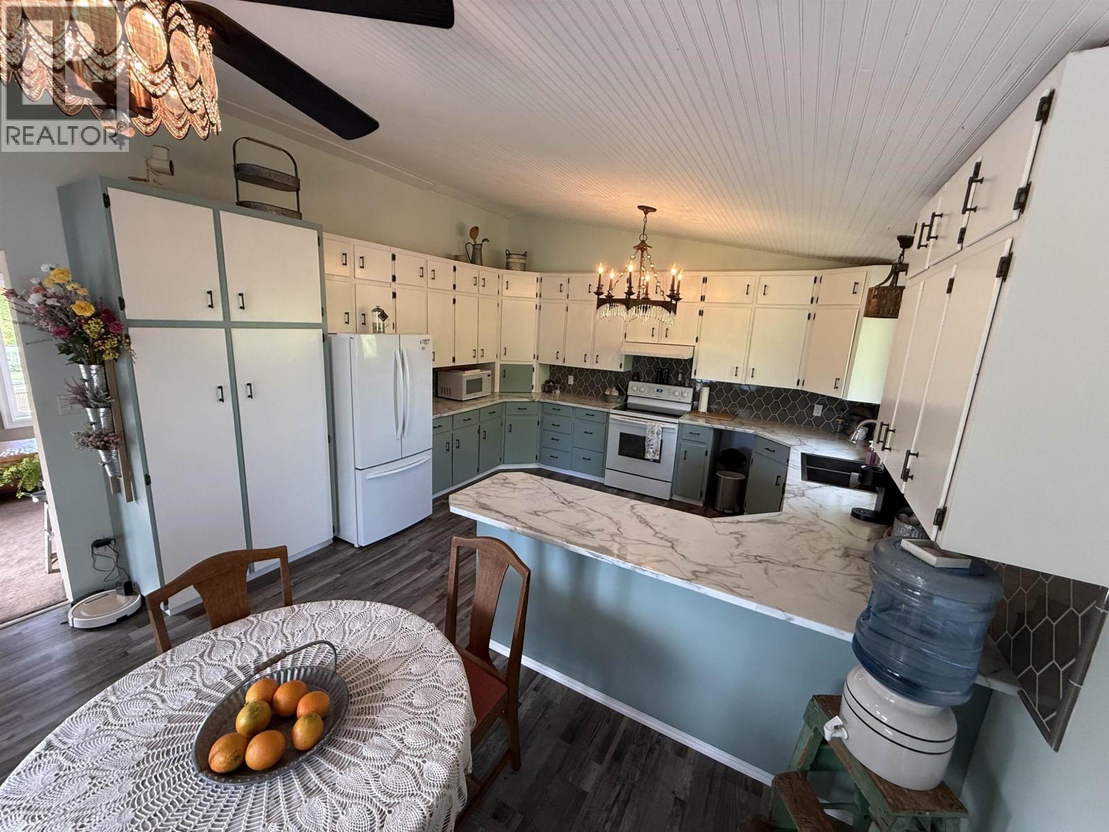 6417 NORTH PINE ROAD - Image 4