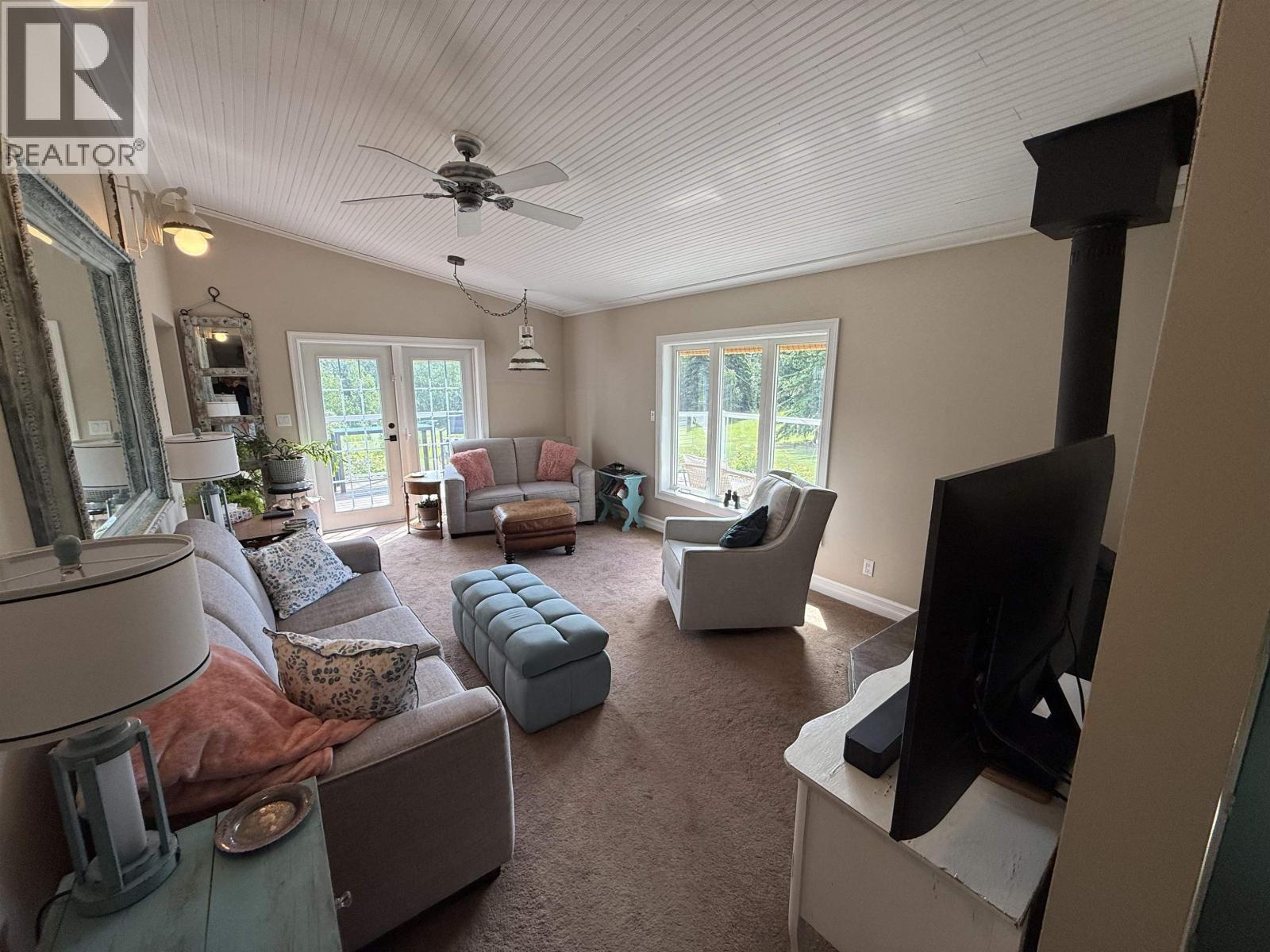 6417 NORTH PINE ROAD - Image 7