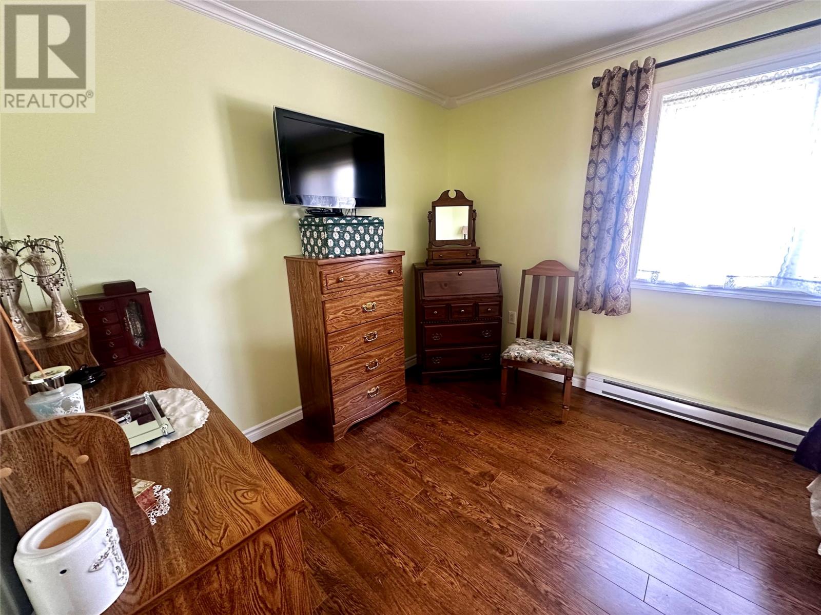 153 Commonwealth Drive - 28