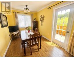 153 Commonwealth Drive thumbnail 15