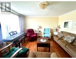 153 Commonwealth Drive thumbnail 18