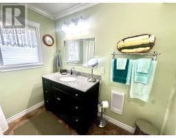 153 Commonwealth Drive thumbnail 21