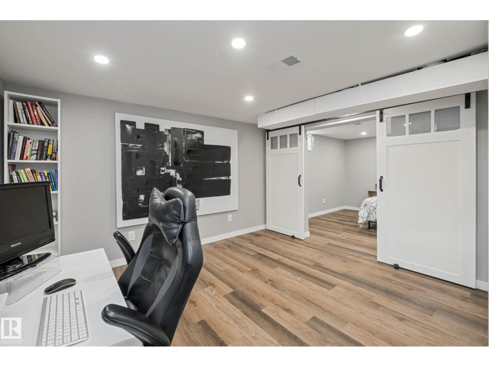 13411 131 ST NW - 20
