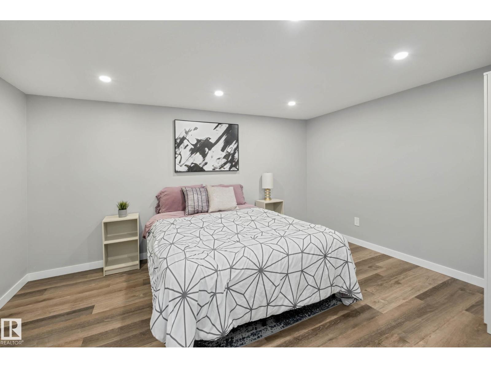 13411 131 ST NW - 22