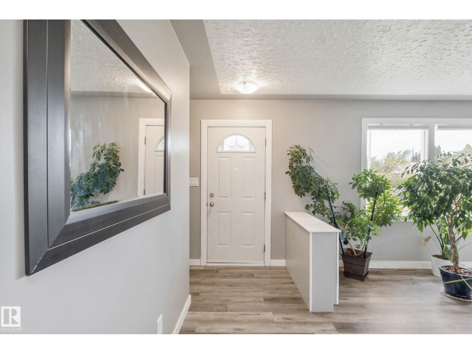 13411 131 ST NW - 8