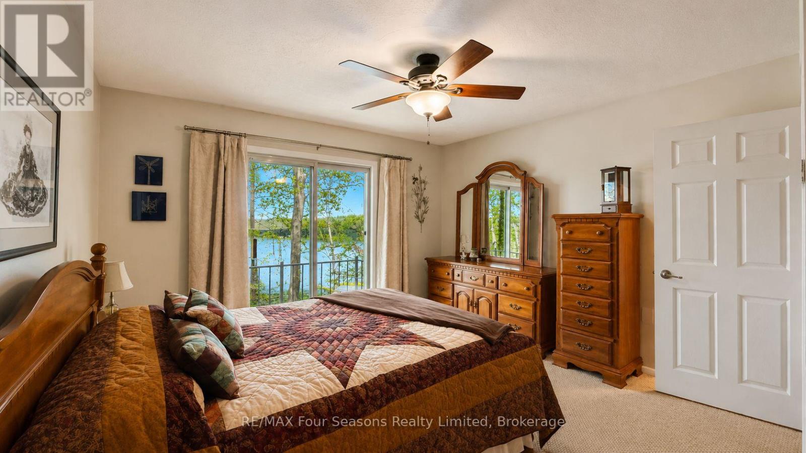 52 SHORE DRIVE - 21