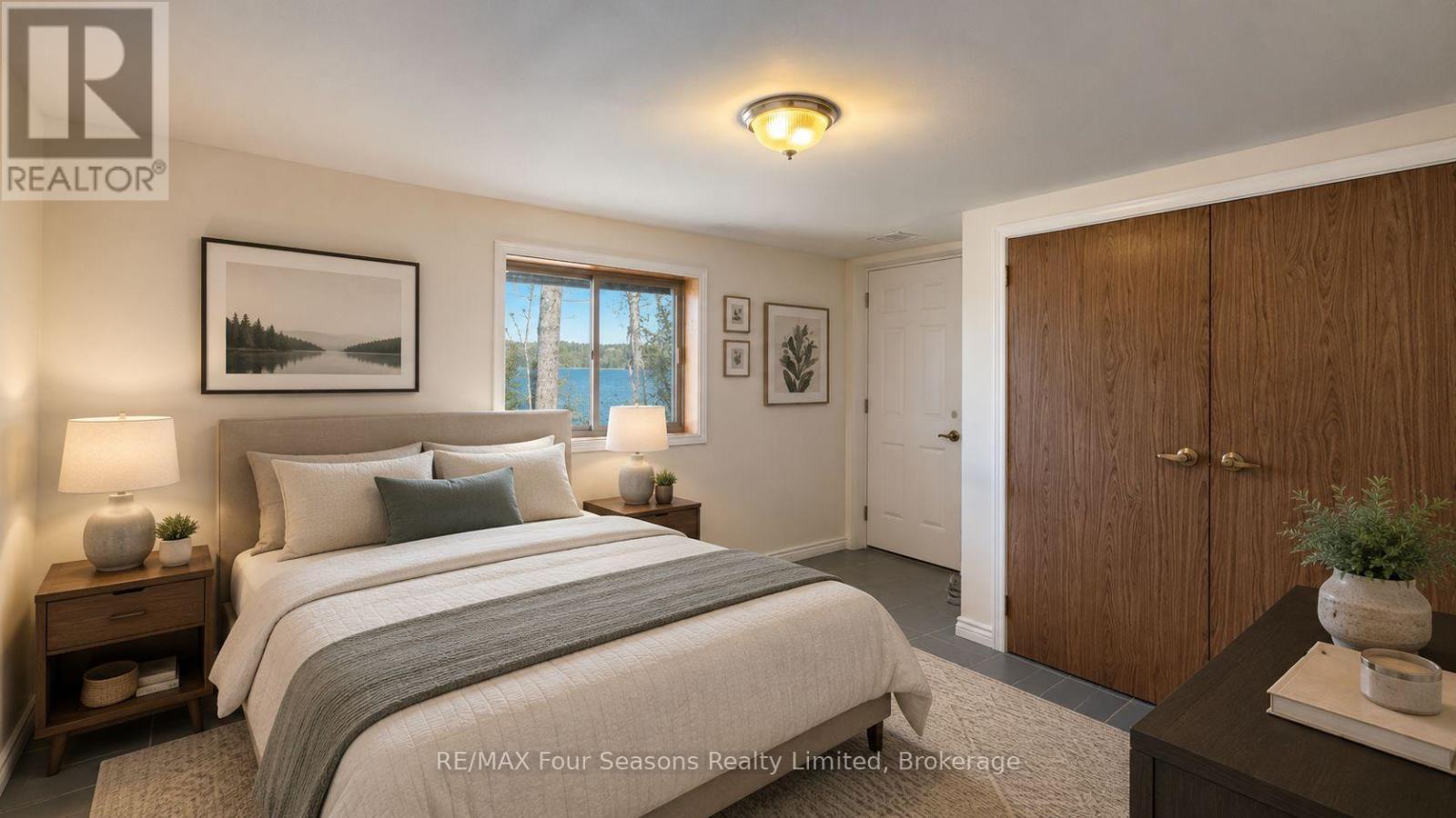 52 SHORE DRIVE - 30