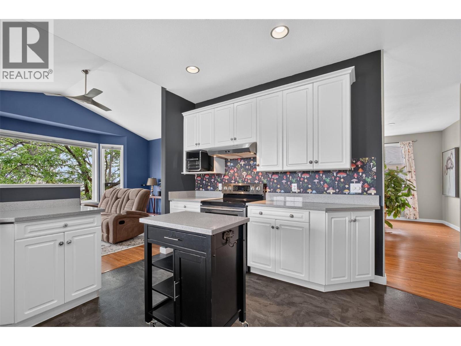  2832 Doucette Drive, West Kelowna