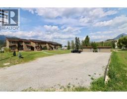 1110 11th Avenue S, Golden, BC V0A1H0 Photo 7