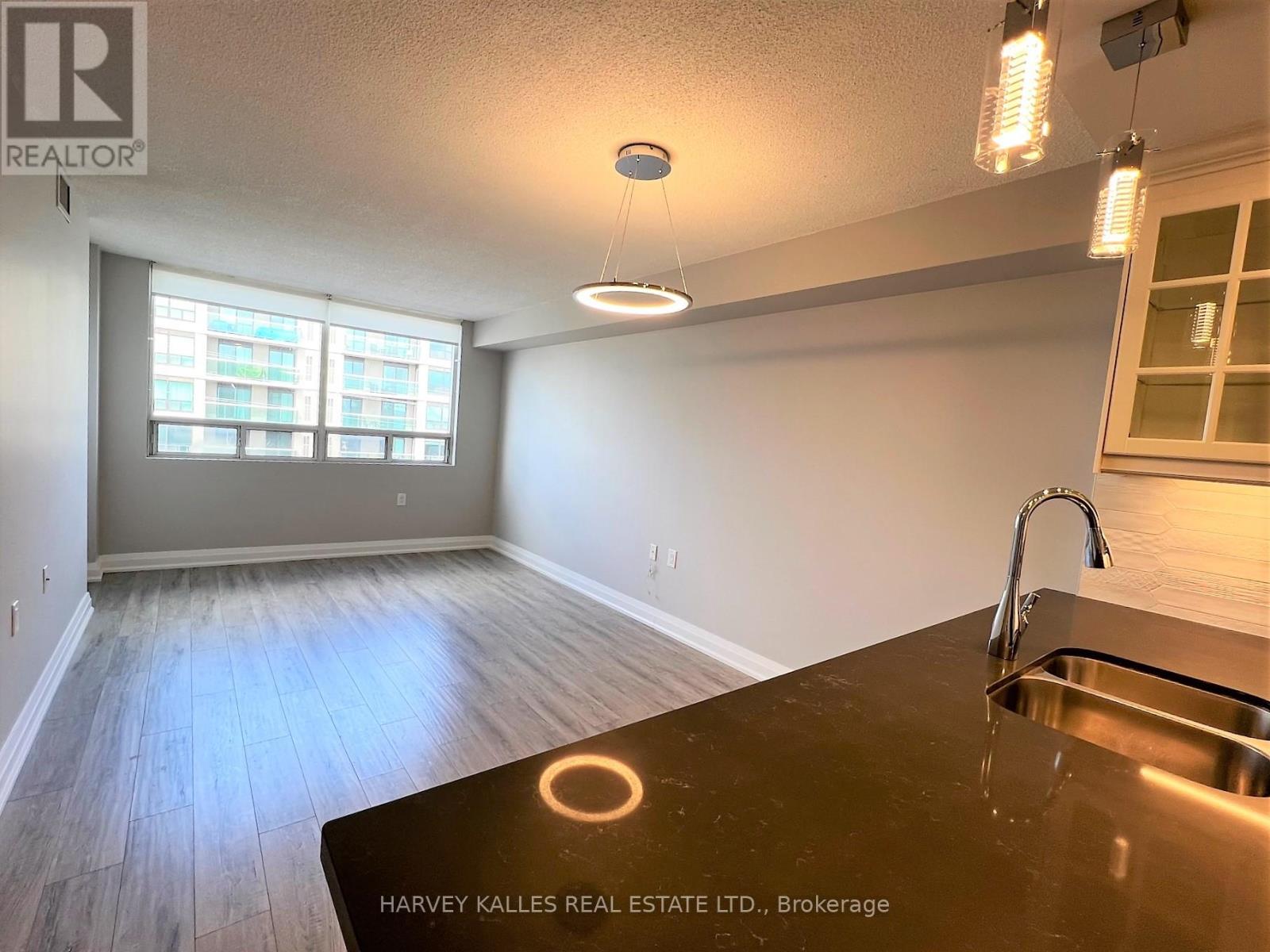 #410 555 WILSON HEIGHTS BOULEVARD - 11