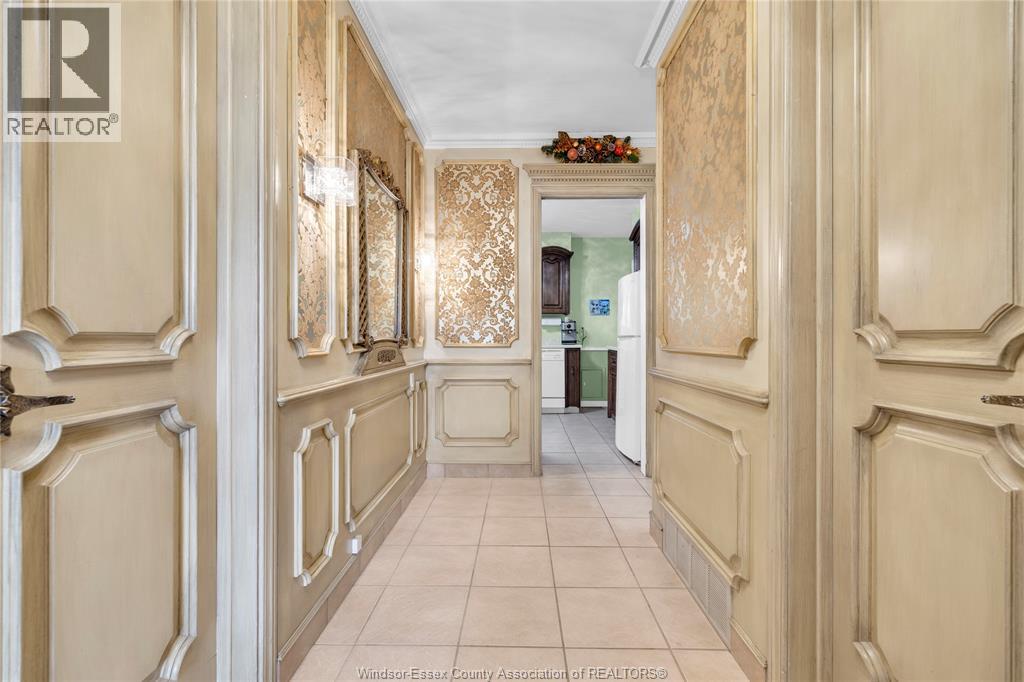 3483 DOUGALL - 18