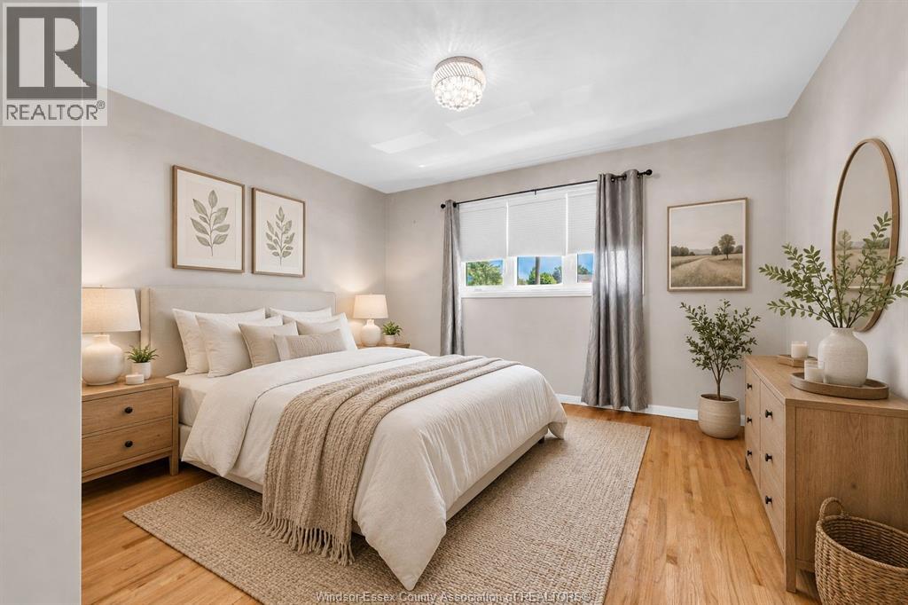 3483 DOUGALL - 23