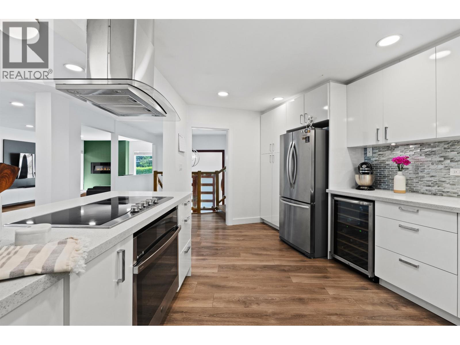 603 RIALTO COURT, Coquitlam