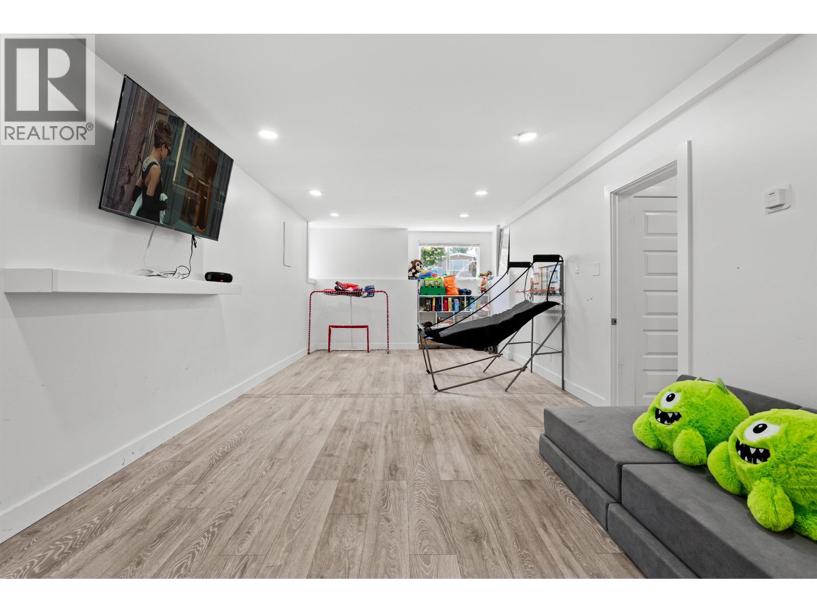 603 RIALTO COURT, Coquitlam