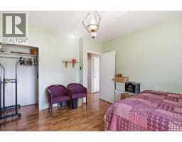 2362 Abbott Street, Kelowna, BC V1Y1E6 Photo 12