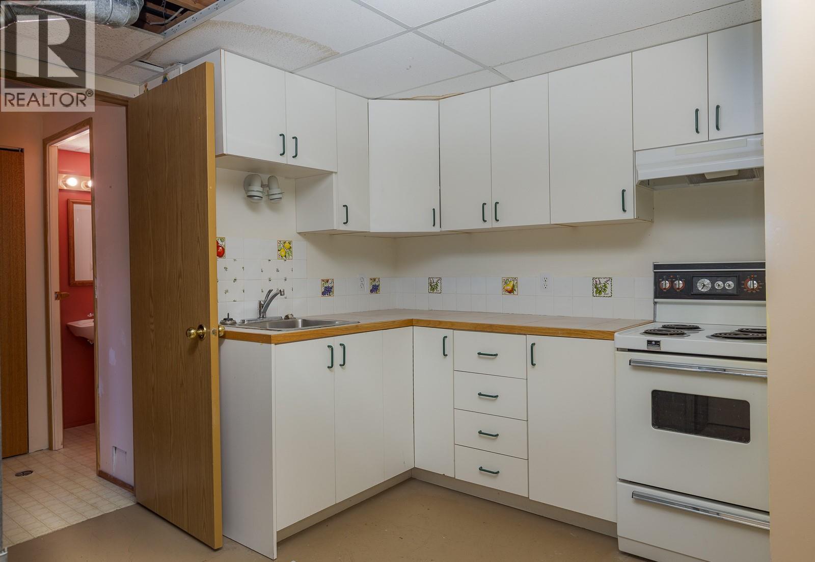 3075 Ourtoland Road, West Kelowna