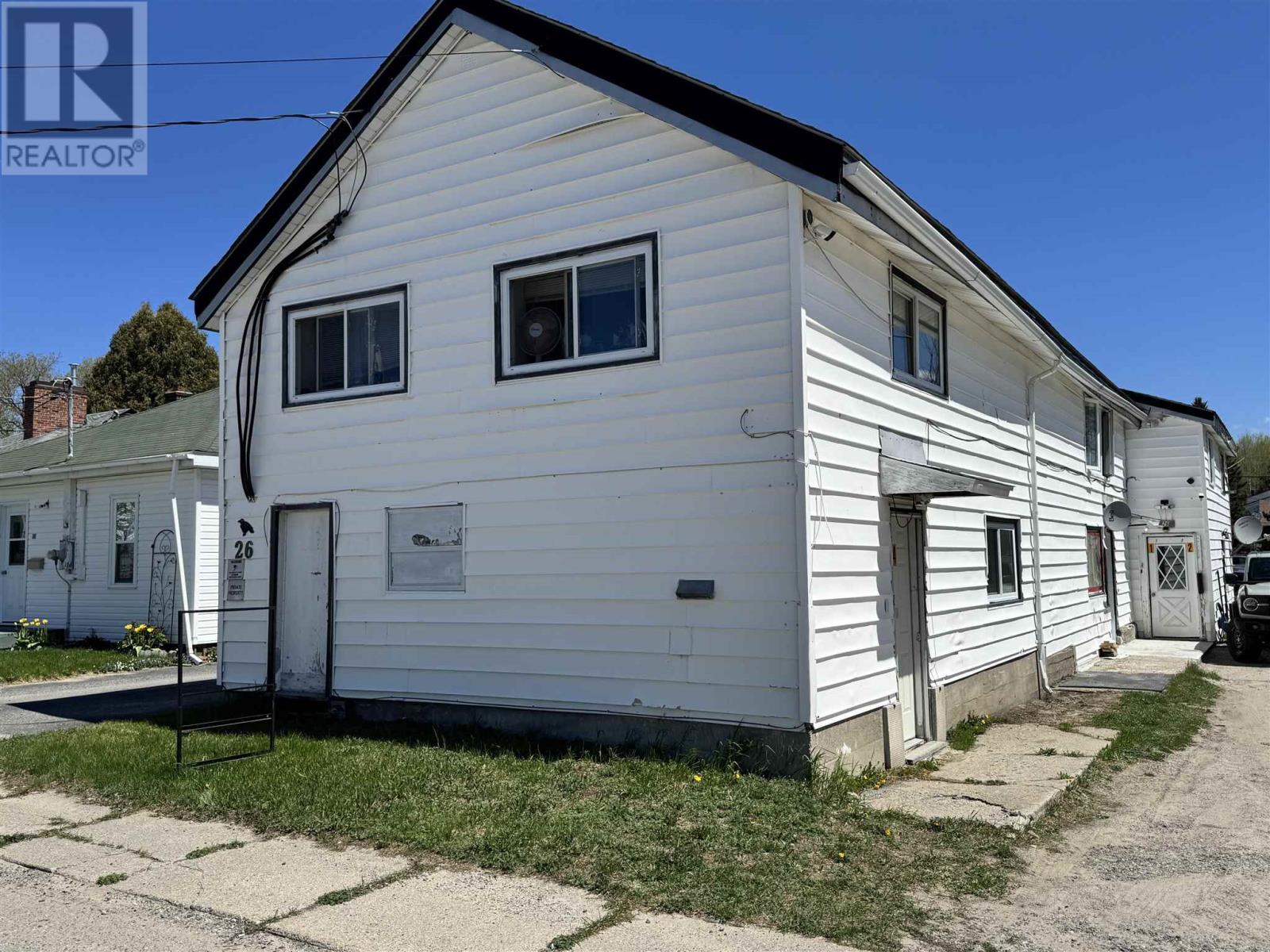 26 Connaught ST - 1
