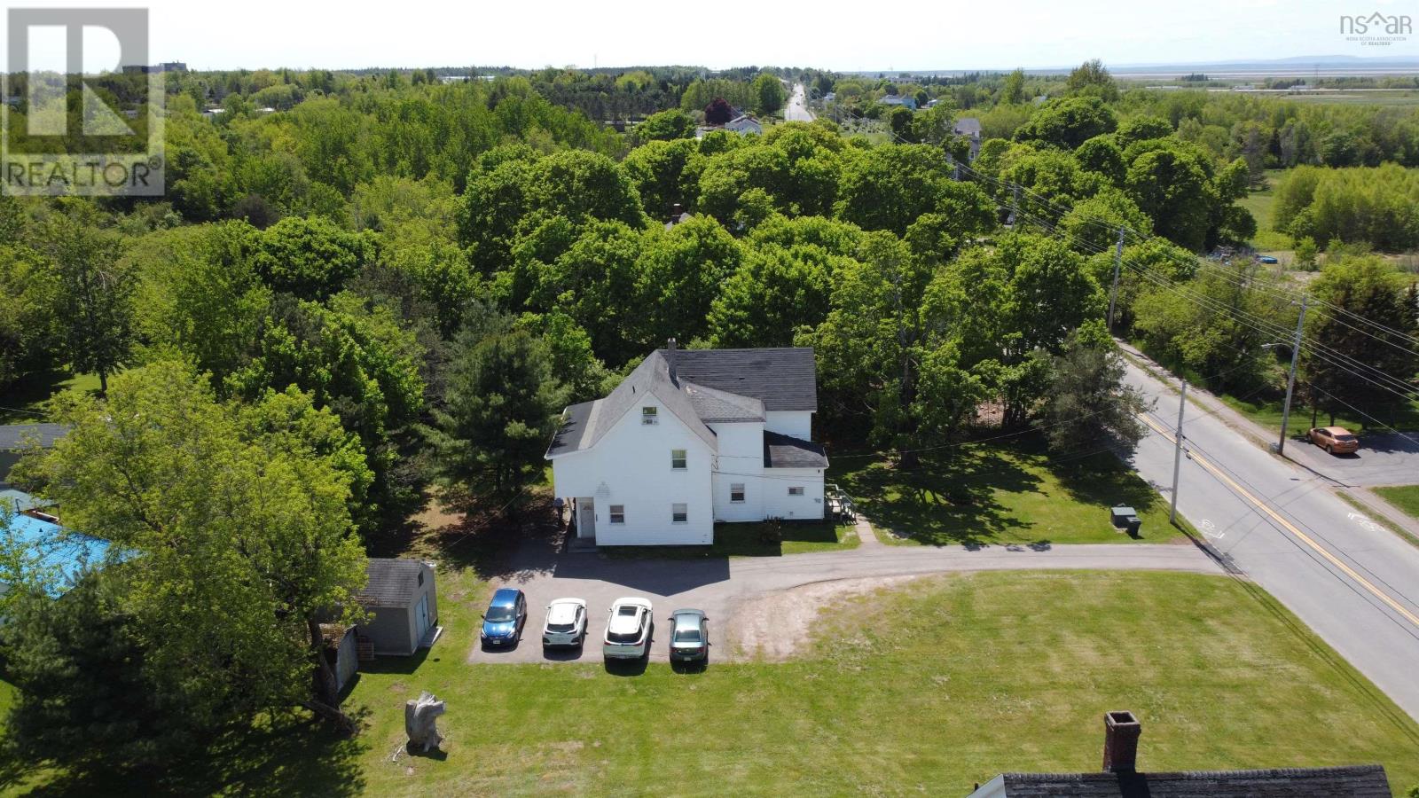98 Victoria Street W - 39