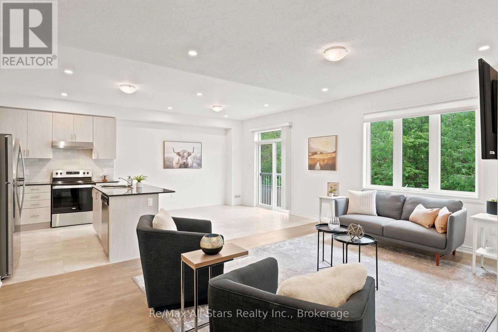 67 HILLCROFT WAY - 11