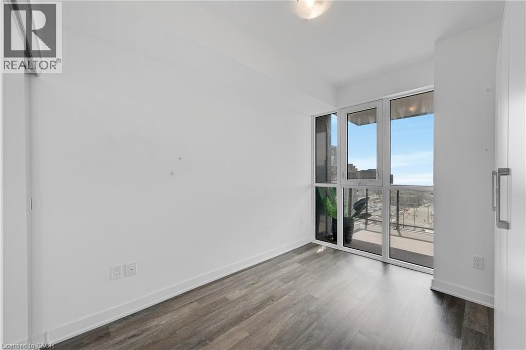 #704 2007 JAMES Street - Image 22
