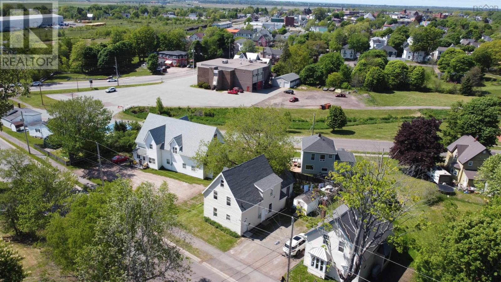 8 East Pleasant Street - 31