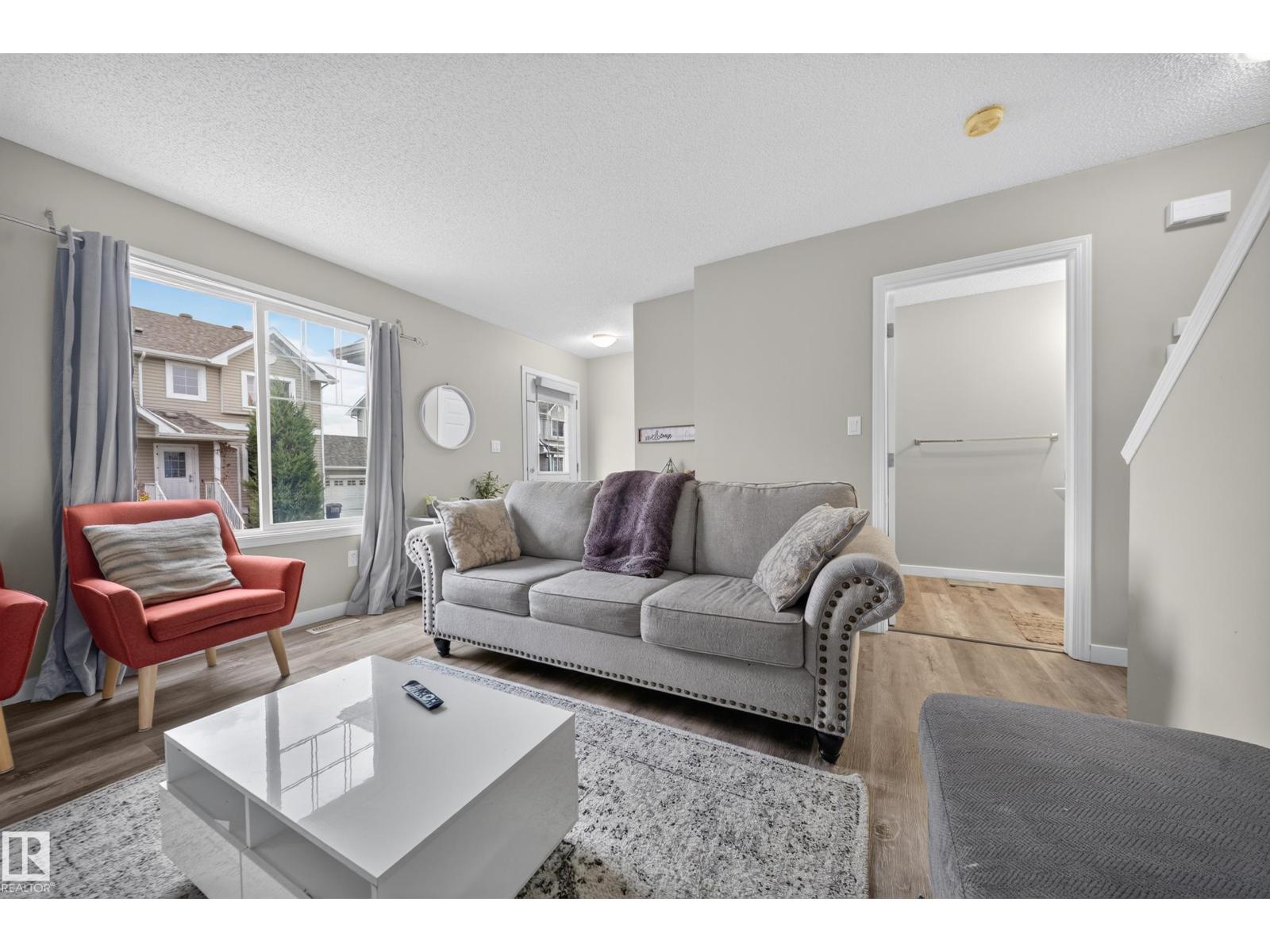 #59 2503 24 ST NW - 31
