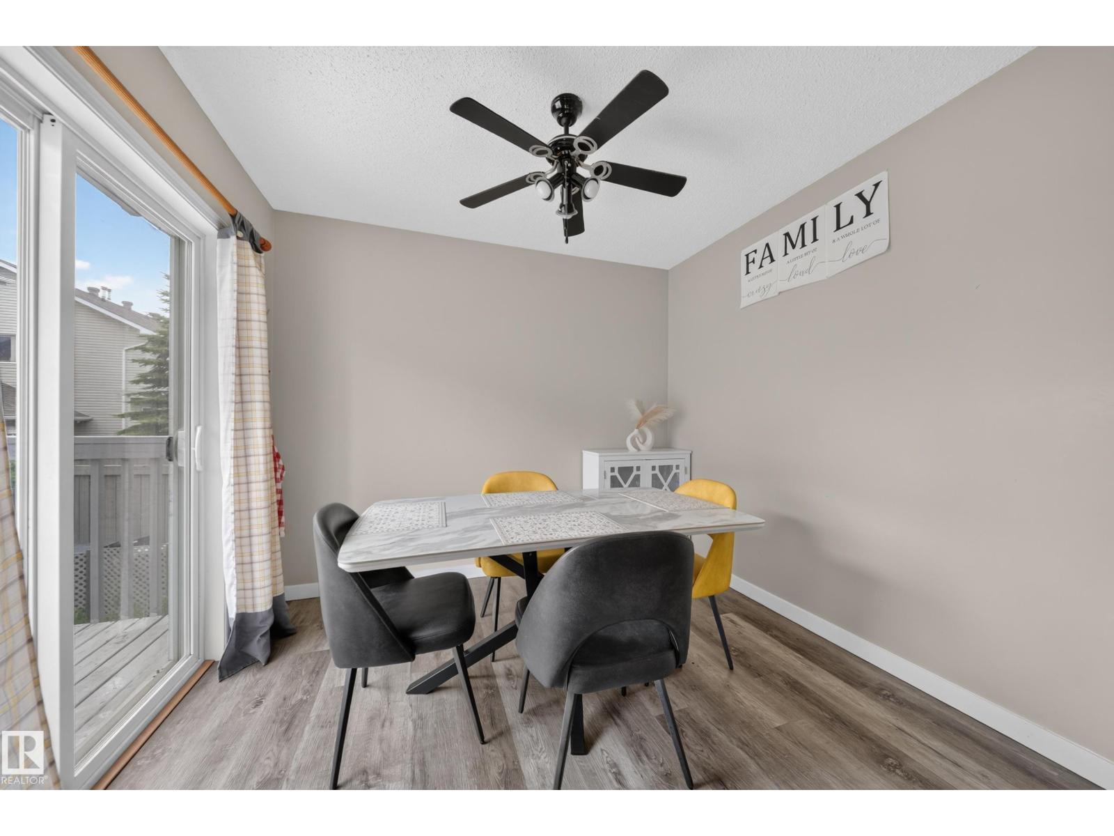 #59 2503 24 ST NW - 36