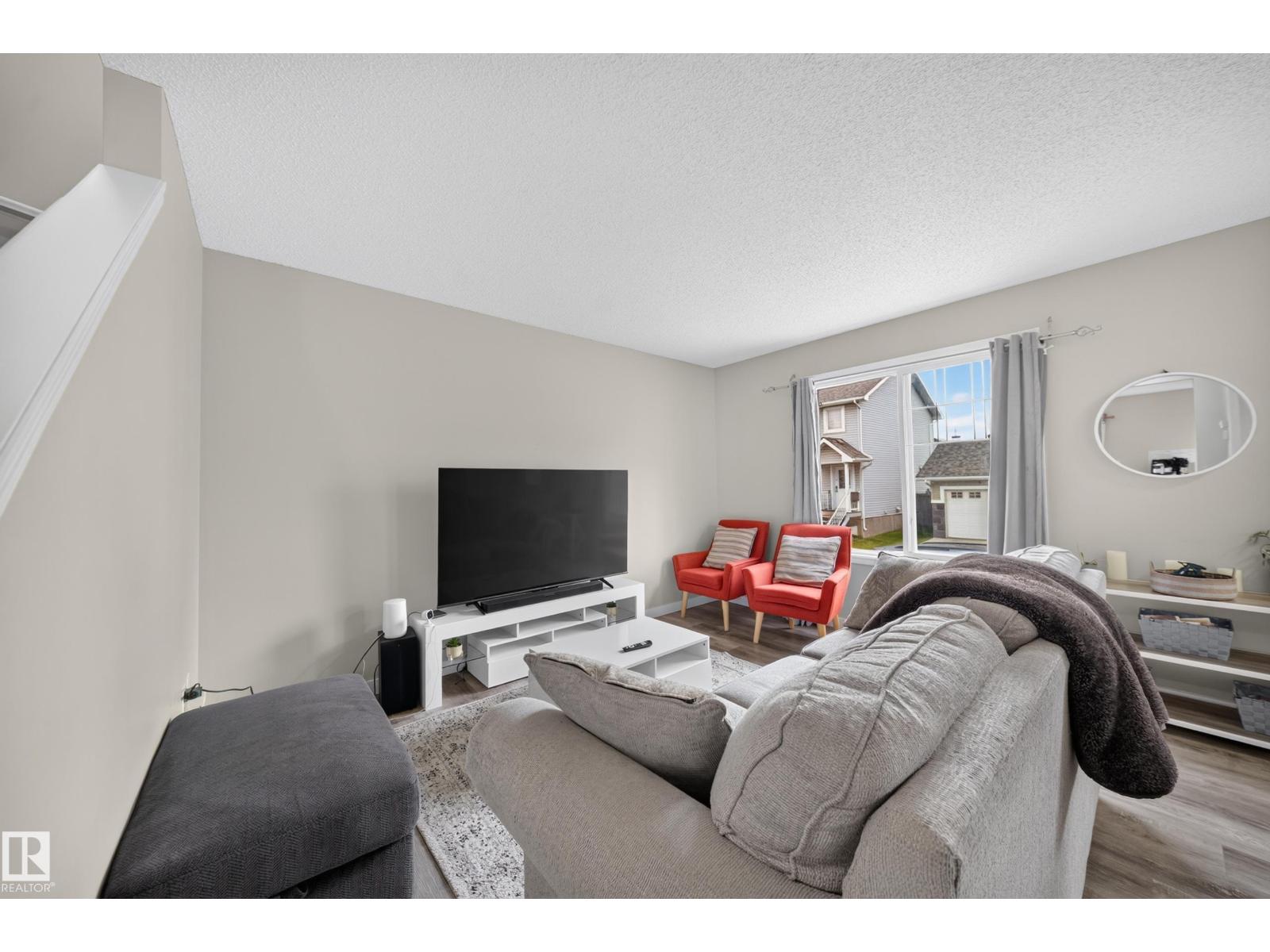 #59 2503 24 ST NW - 28