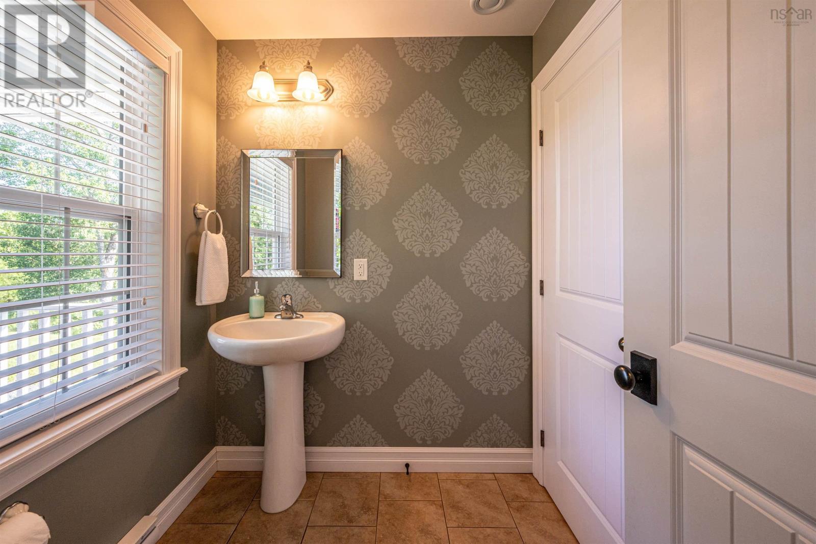 Property 15 of 45 of 51 Fellesmere Lane, Haliburton Hills
