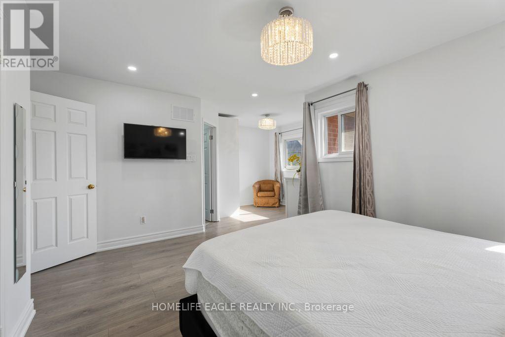 156 HEALE AVENUE - 13