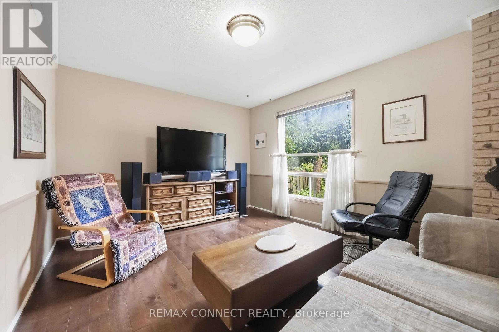 150 PRINGLE DRIVE - 12