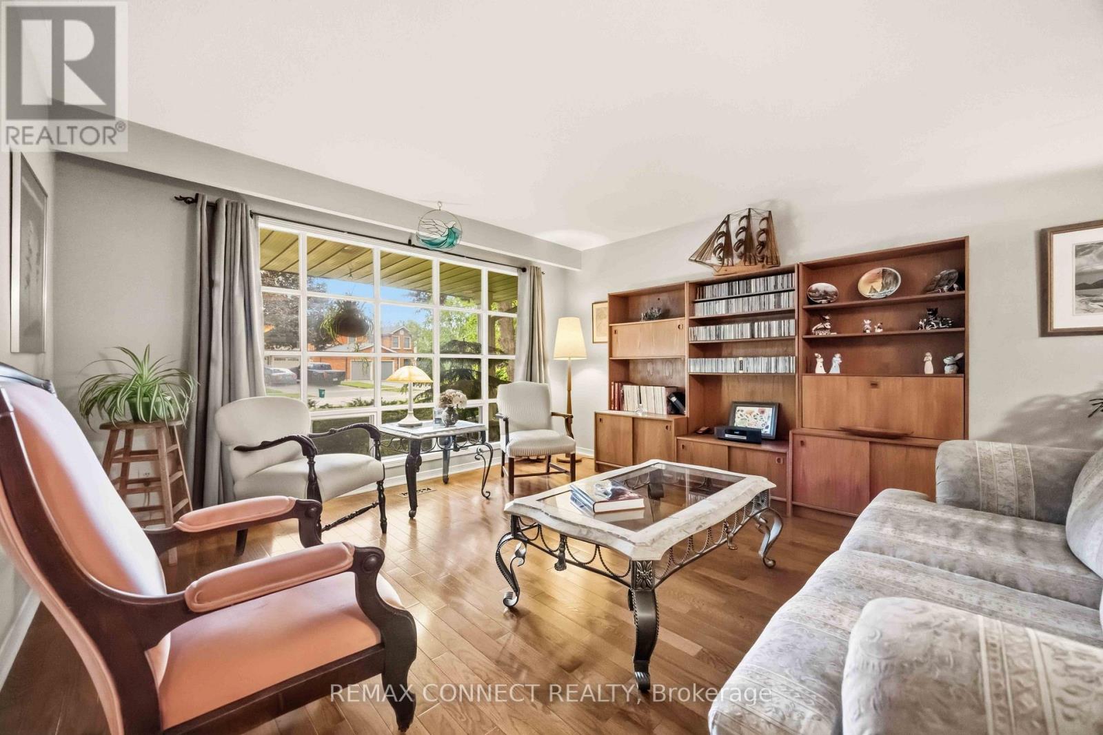 150 PRINGLE DRIVE - 4