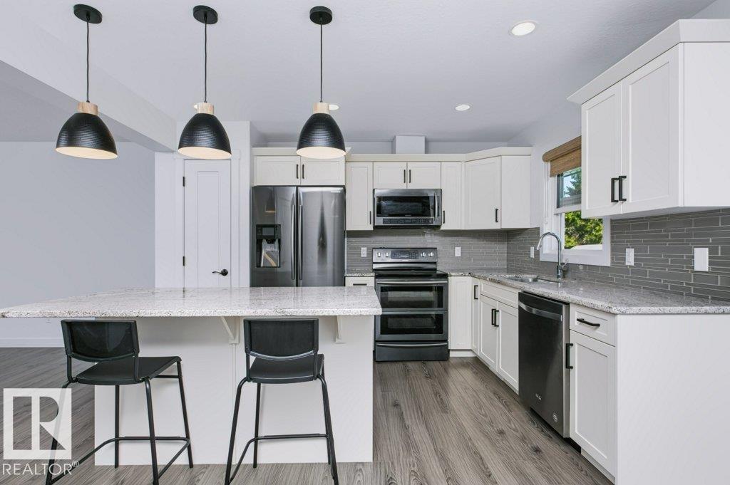 #27 4205 30 ST NW - 2