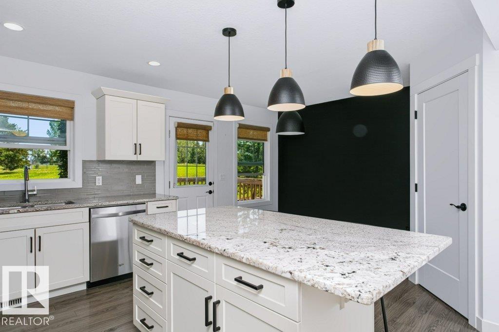#27 4205 30 ST NW - 7