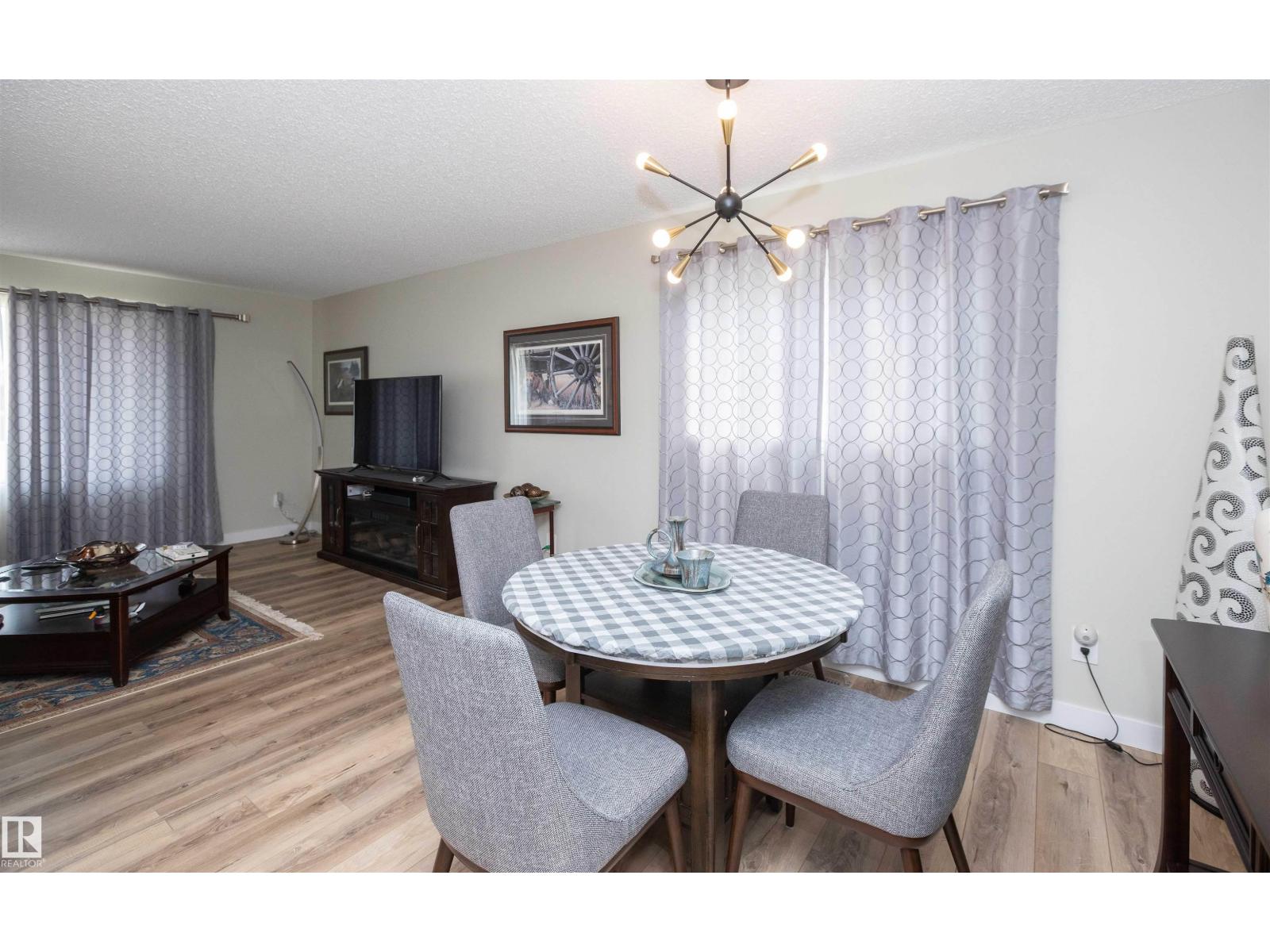 10352 109 Ave - 16