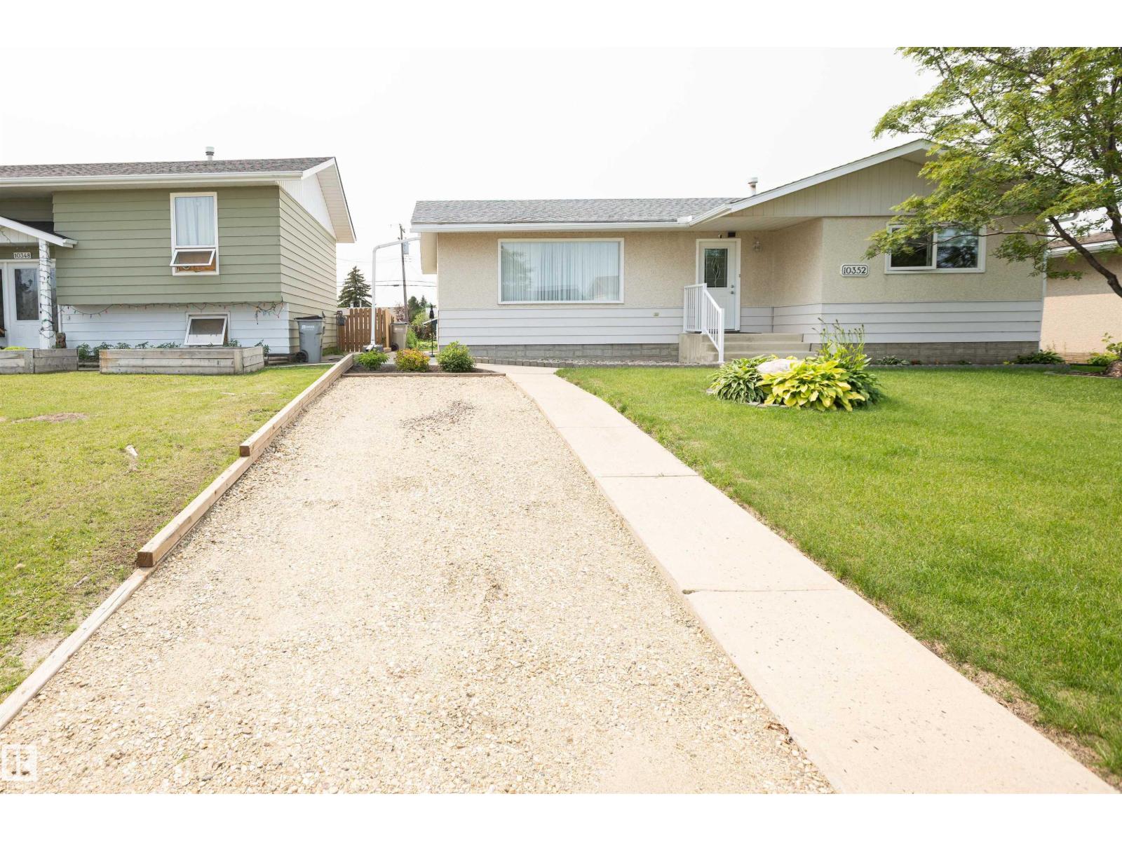 10352 109 Ave - 3