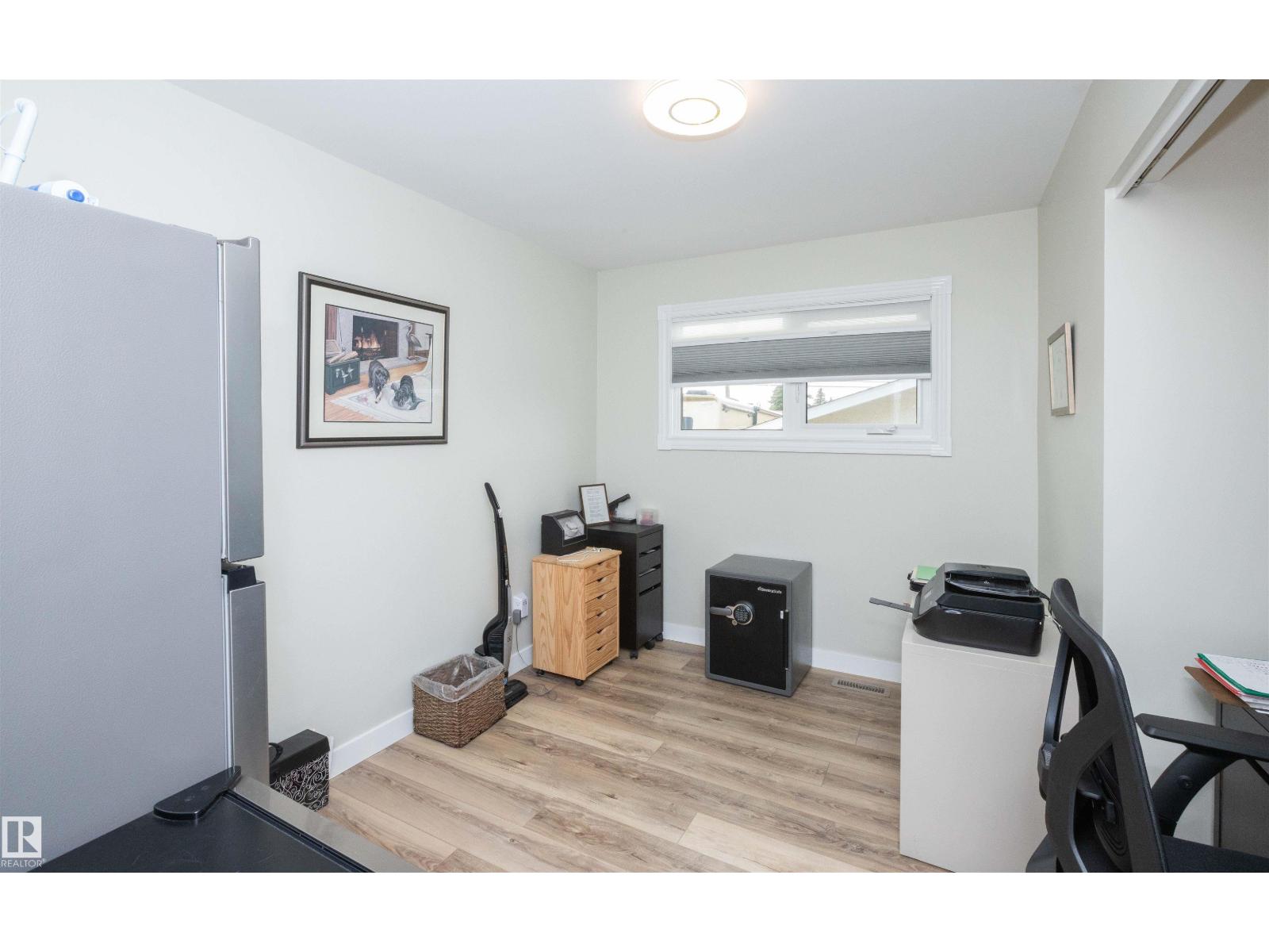 10352 109 Ave - 36