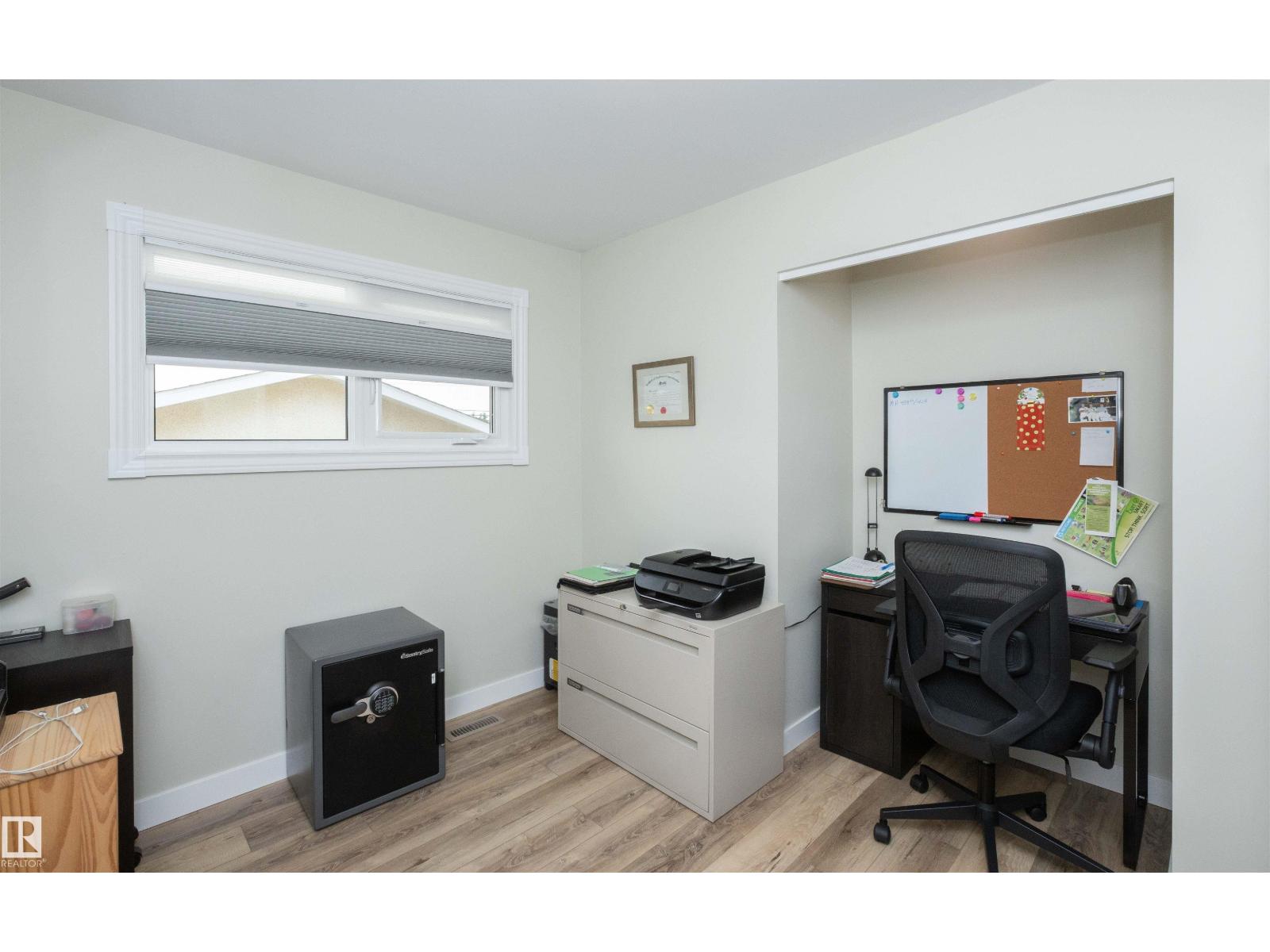 10352 109 Ave - 37
