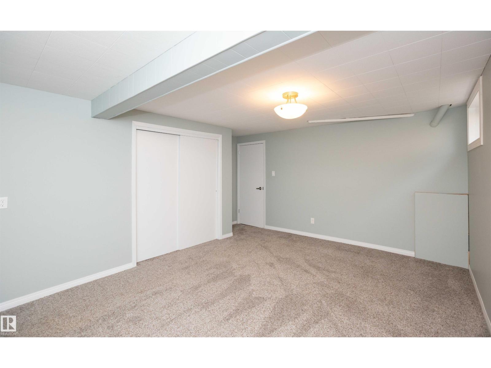 10352 109 Ave - 49
